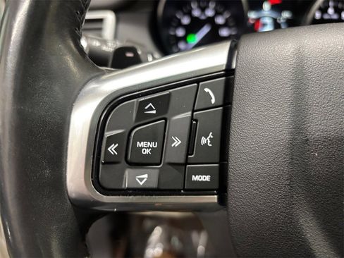Used 2017 Land Rover Discovery Sport HSE Luxury image 24