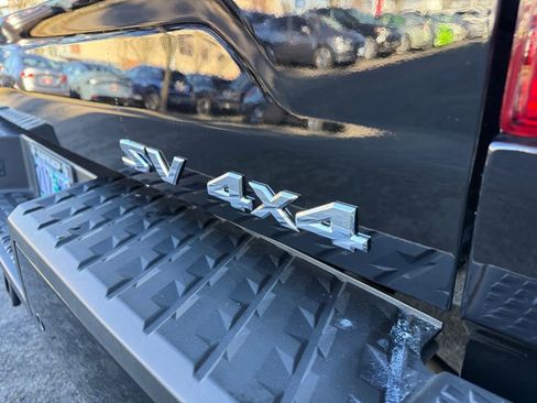 Certified 2021 Nissan Titan SV w/ SV Convenience Package image 7