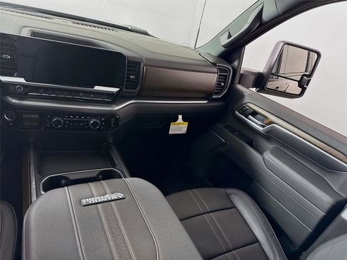 New 2026 Chevrolet Silverado 3500 High Country w/ High Country Premium Package image 19