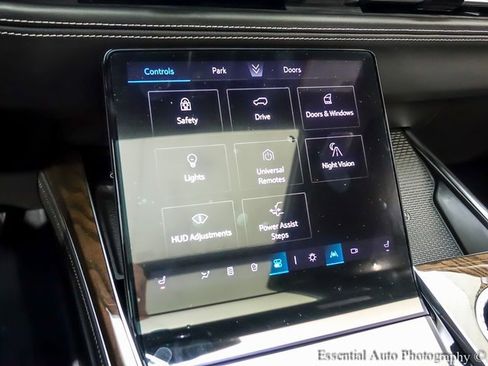 New 2026 Cadillac Escalade Platinum Luxury image 18