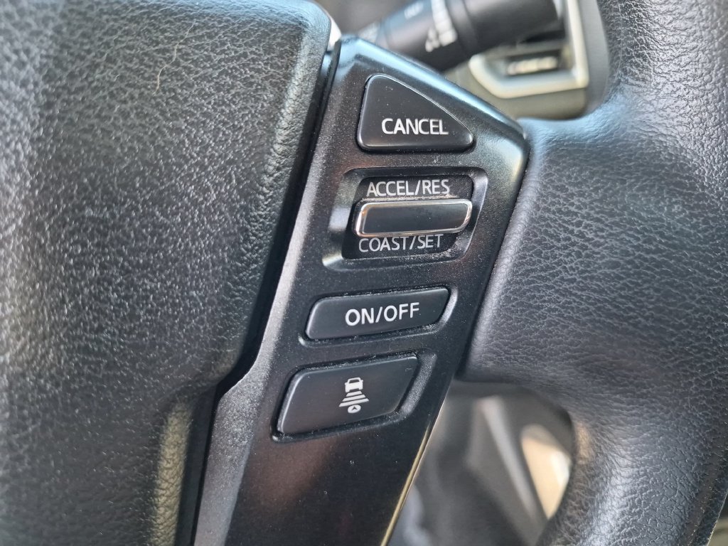 Used 2023 Nissan Frontier SV w/ Technology Package AWD/4WD image 19
