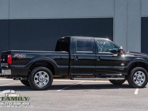 Used 2016 Ford F250 King Ranch w/ FX4 Off-Road Package AWD/4WD image 10