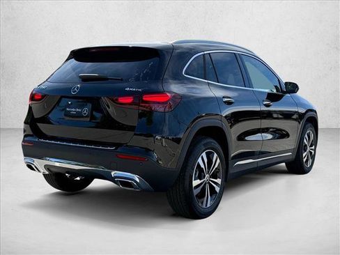 Certified 2025 Mercedes-Benz GLA 250 GLA 250 image 2