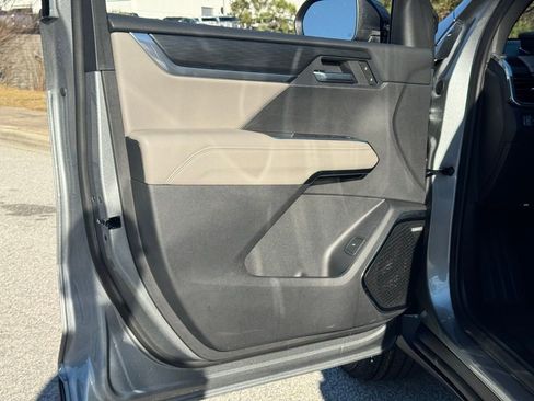 New 2026 GMC Acadia Elevation image 14