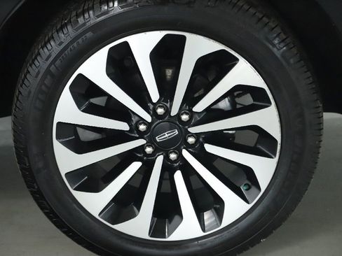 Used 2022 Lincoln Navigator Reserve image 43