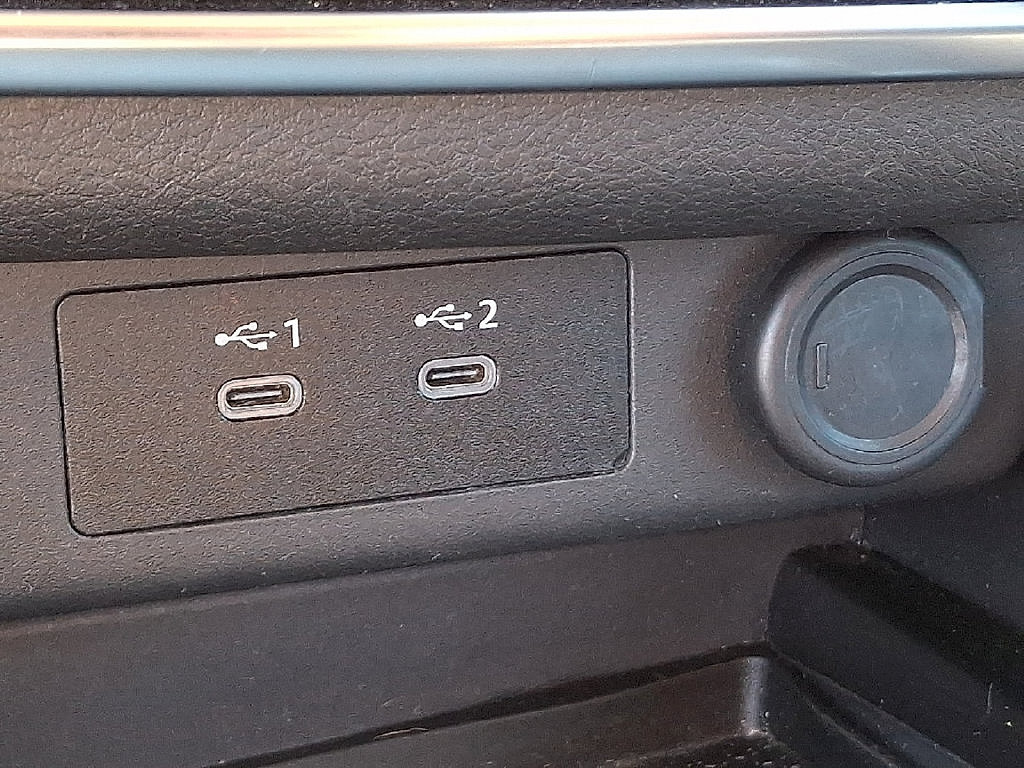 Used 2024 Nissan Rogue S AWD/4WD image 25