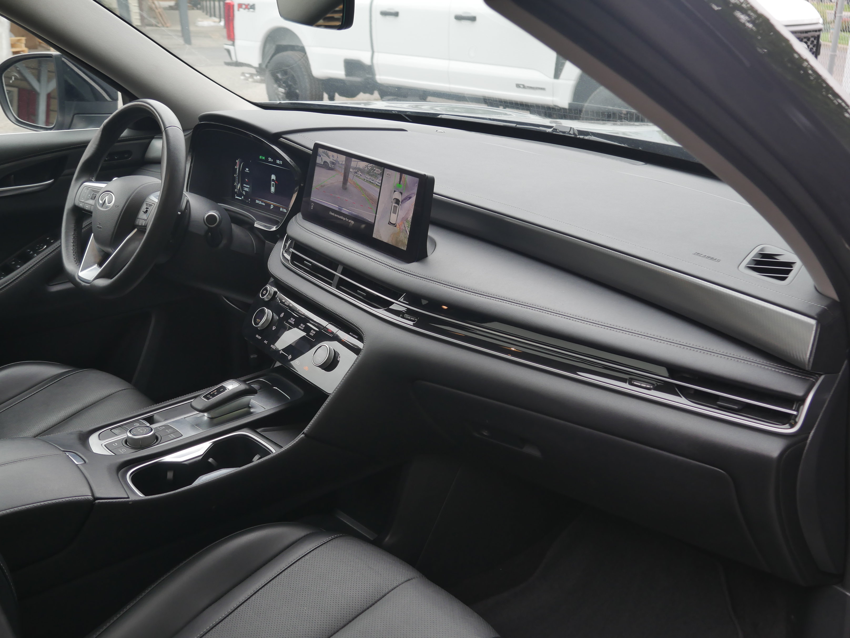 Used 2025 INFINITI QX60 Luxe AWD/4WD image 28