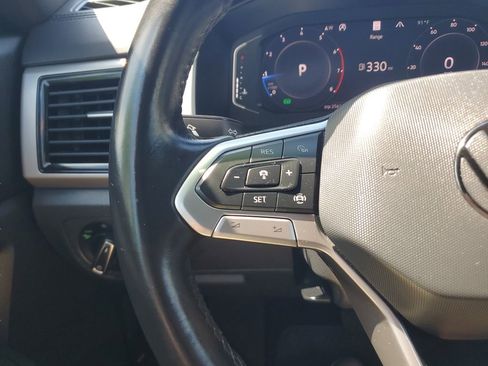 Used 2020 Volkswagen Atlas Cross Sport SEL AWD/4WD image 25