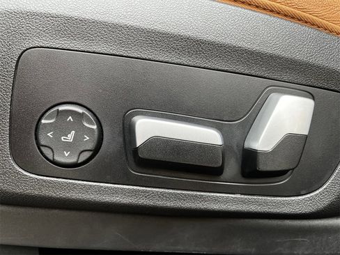 Used 2022 BMW X3 M40i w/ Parking Assistance Package image 24