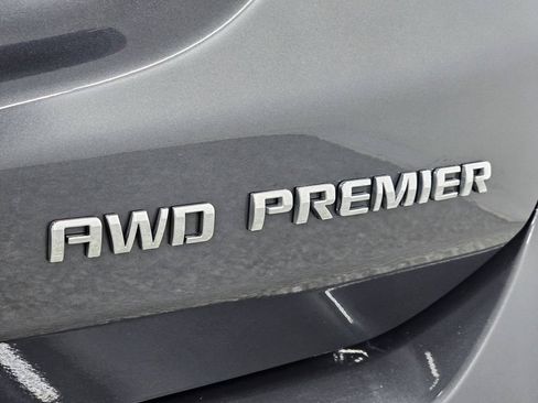 Used 2022 Chevrolet Equinox Premier AWD/4WD image 30