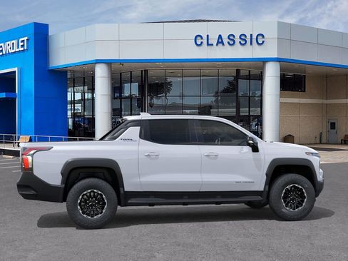 New 2026 Chevrolet Silverado EV Trail Boss image 5