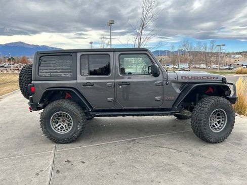 Used 2018 Jeep Wrangler Unlimited Rubicon image 10