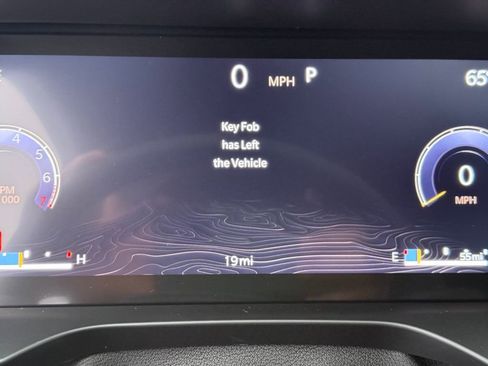 New 2025 Jeep Grand Cherokee Altitude image 16