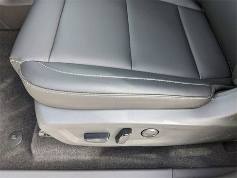 New 2025 Nissan Murano SL image 30