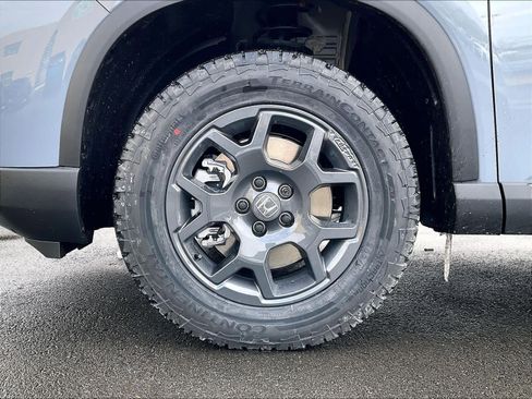 New 2026 Honda Pilot TrailSport image 8