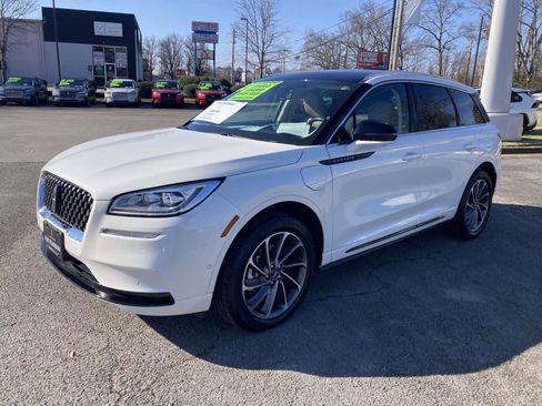 Used 2021 Lincoln Corsair Grand Touring w/ Equipment Group 301A image 9