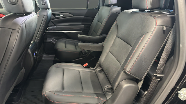 Used 2024 Chevrolet Traverse Z71 w/ LPO, Floor Liner Package AWD/4WD image 21