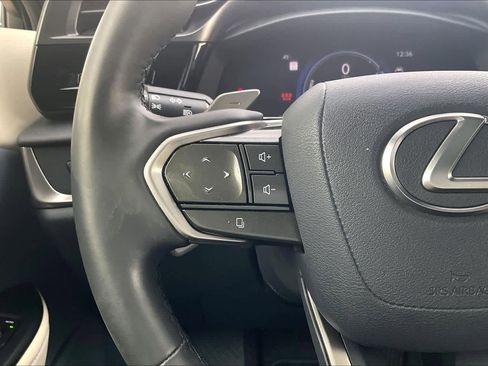 Used 2023 Lexus RZ 450e Premium image 22