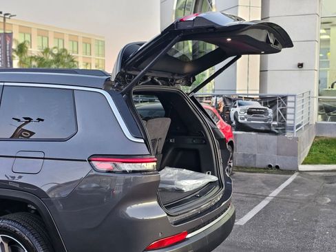 New 2026 Jeep Grand Cherokee L Limited AWD/4WD image 8