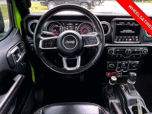Used 2021 Jeep Gladiator Rubicon AWD/4WD image 5