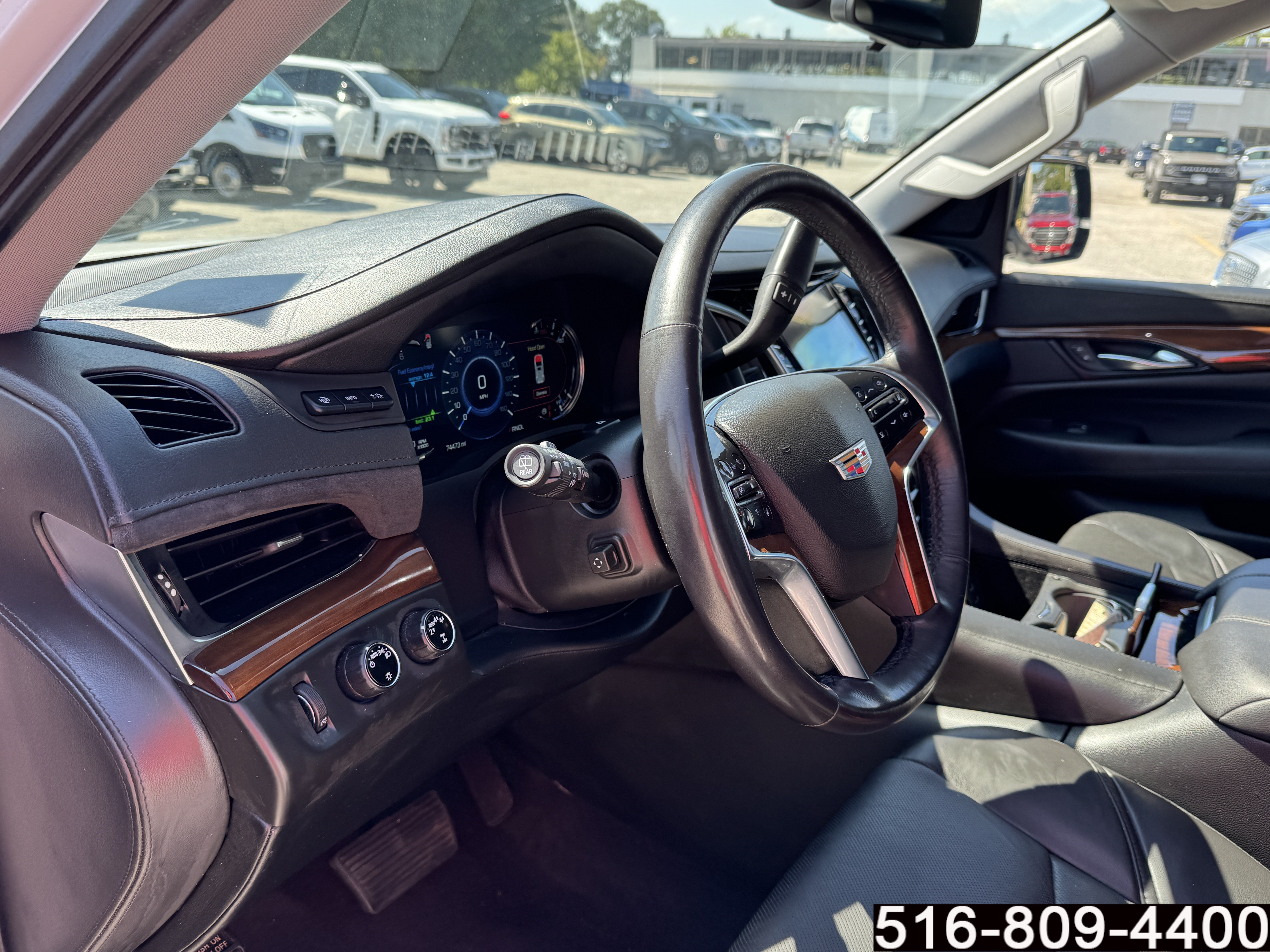 Used 2020 Cadillac Escalade Luxury AWD/4WD image 26