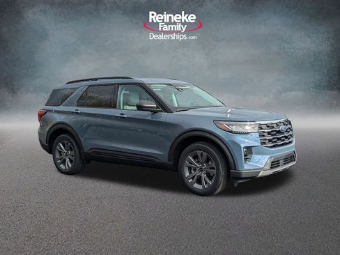 New 2026 Ford Explorer Active w/ Active Comfort Package AWD/4WD image 3