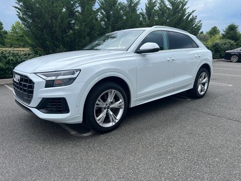 Used 2022 Audi Q8 Premium AWD/4WD image 1