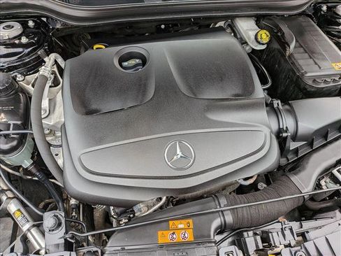 Used 2015 Mercedes-Benz GLA 250 image 23