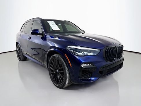 Used 2021 BMW X5 M50i AWD/4WD image 3