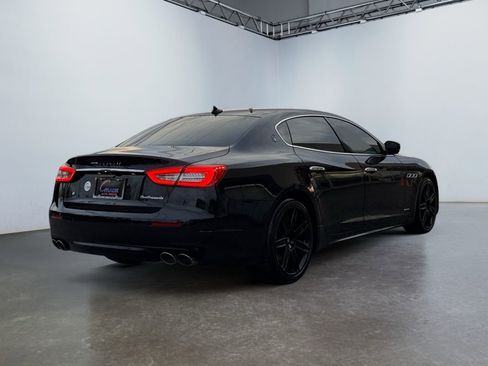 Used 2018 Maserati Quattroporte S GranLusso image 5