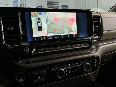 Used 2023 Chevrolet Silverado 1500 ZR2 w/ Technology Package image 27