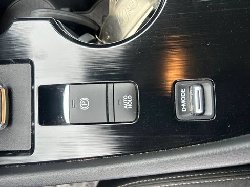 Used 2022 Nissan Rogue S FWD image 25