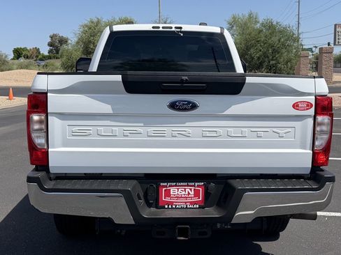 Used 2022 Ford F250 XL w/ STX Appearance Package RWD image 4