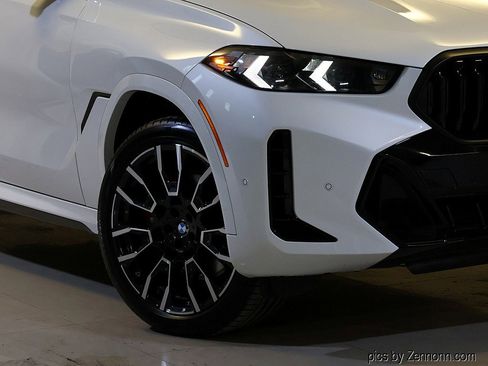 Certified 2024 BMW X6 xDrive40i w/ Premium Package image 3