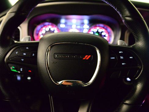 Used 2019 Dodge Charger GT image 12