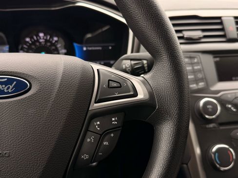 Used 2018 Ford Fusion S image 31