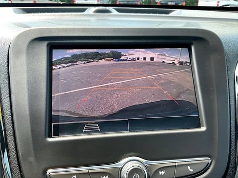 Used 2023 Chevrolet Equinox RS AWD/4WD image 18