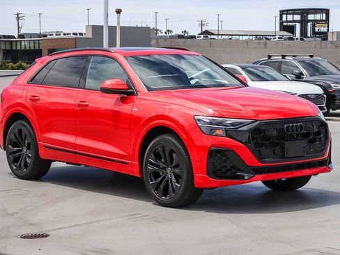 New 2025 Audi Q8 Premium Plus AWD/4WD image 3