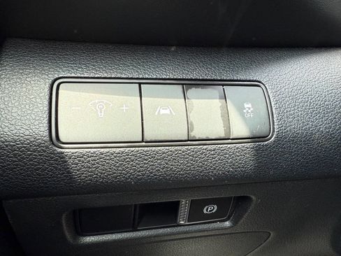 Used 2022 Hyundai Santa Fe SE image 32