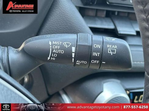 Certified 2022 Toyota RAV4 XLE w/ Convenience Package AWD/4WD image 28