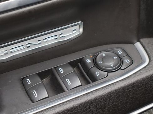 Used 2024 GMC Sierra 1500 Denali RWD image 22