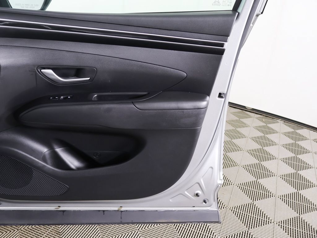 Certified 2024 Hyundai Tucson SEL AWD/4WD image 20