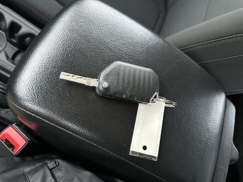 Used 2018 Jeep Wrangler Unlimited Sport image 27