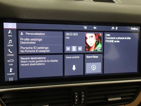 Used 2020 Porsche Cayenne image 50