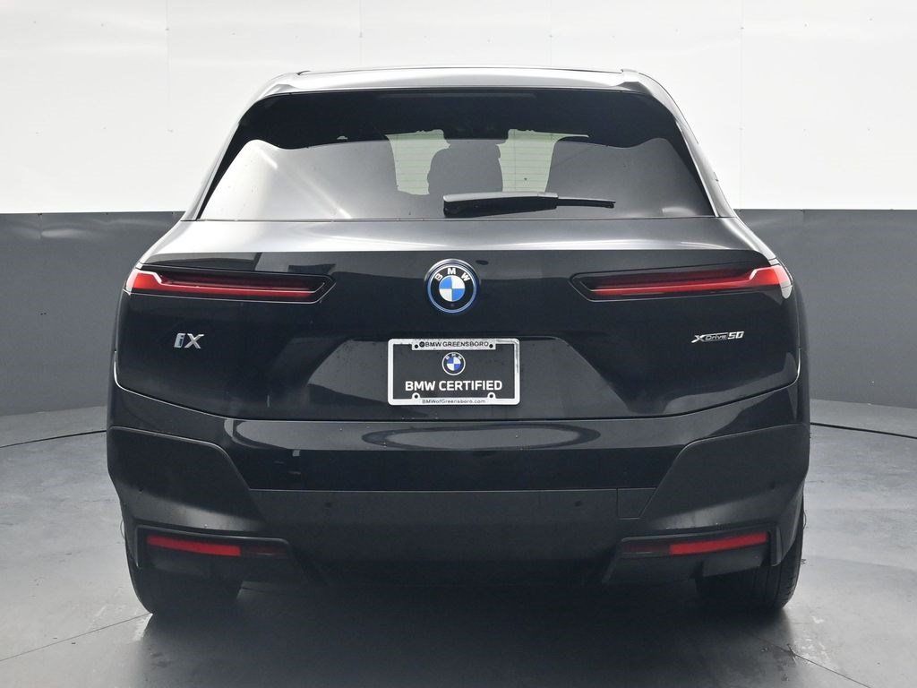 Used 2024 BMW iX xDrive50 w/ Convenience Package AWD/4WD image 5