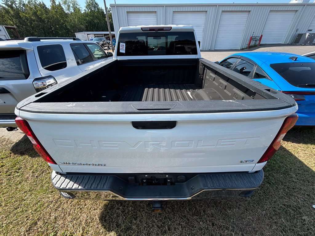 Used 2020 Chevrolet Silverado 2500 LTZ w/ LTZ Convenience Package AWD/4WD image 8