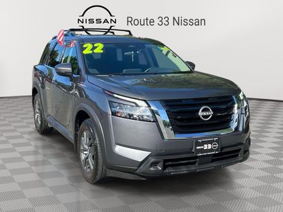 Used 2022 Nissan Pathfinder SV w/ SV Premium Package