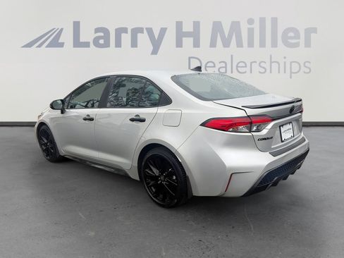 Used 2021 Toyota Corolla SE image 4