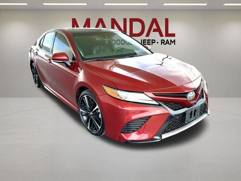 Used 2018 Toyota Camry XSE w/ Driver Assist Package FWD image 3