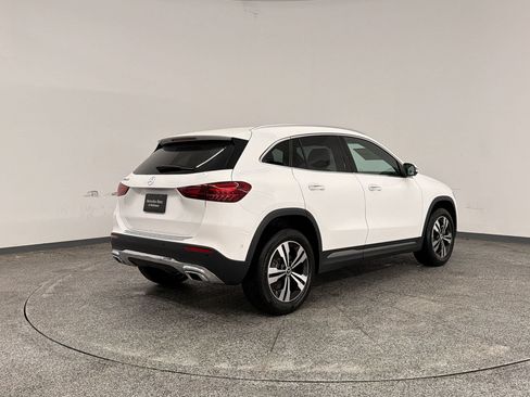 Used 2026 Mercedes-Benz GLA 250 image 8
